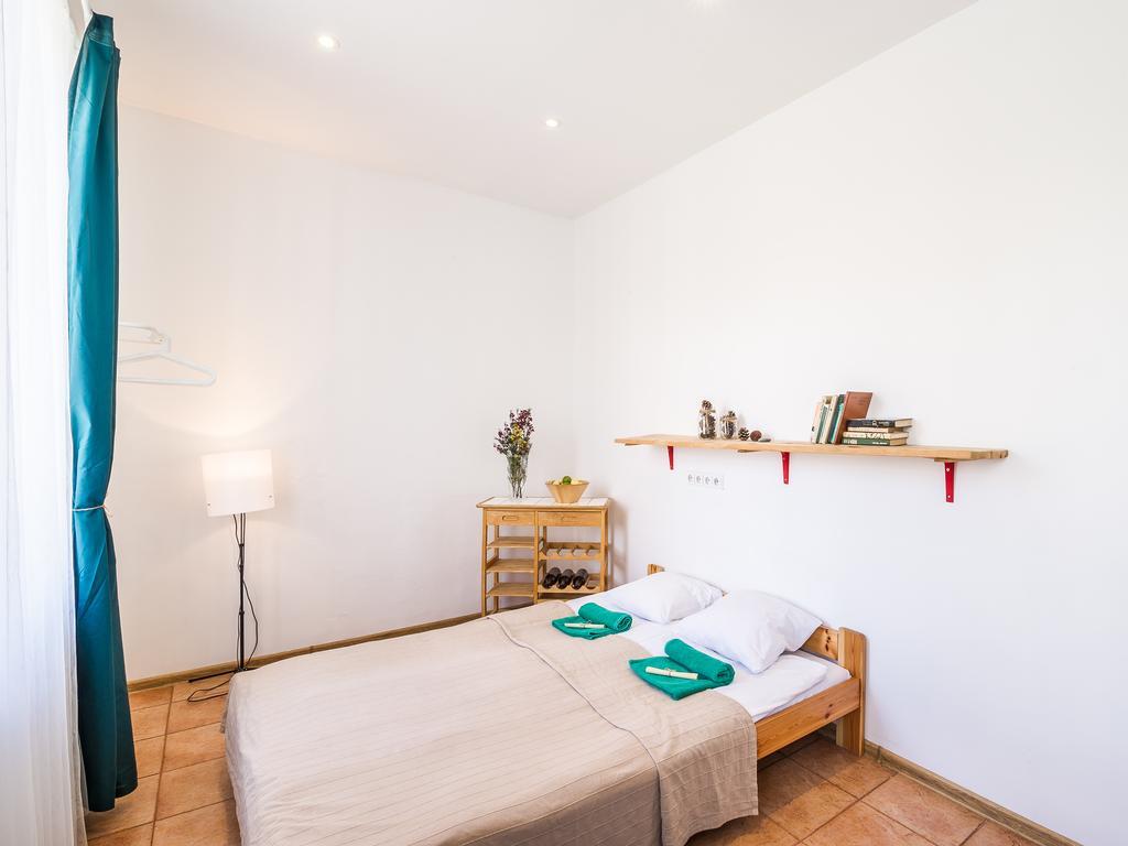 Downtown Forest Hostel & Camping Vilnius Exterior photo