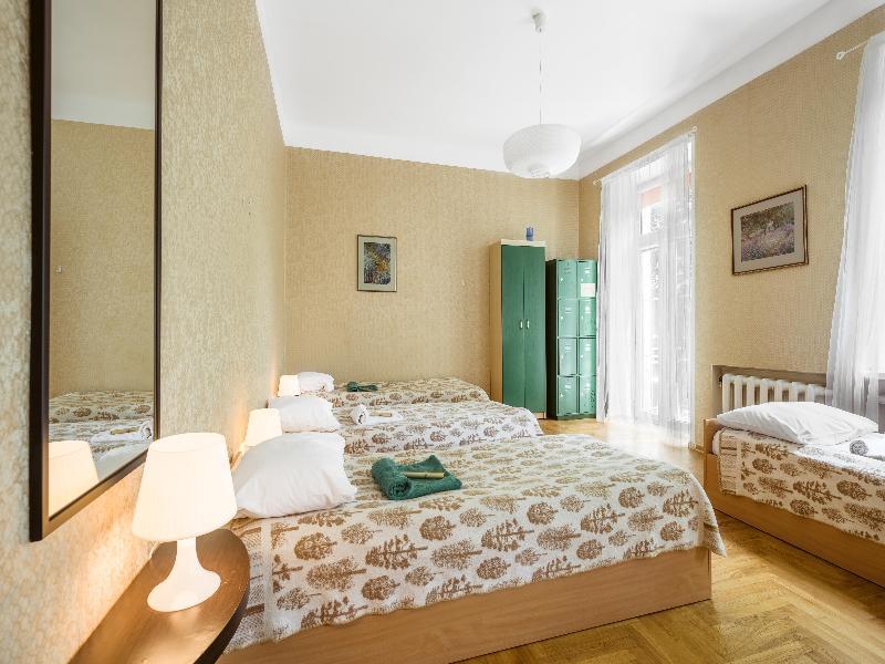 Downtown Forest Hostel & Camping Vilnius Exterior photo